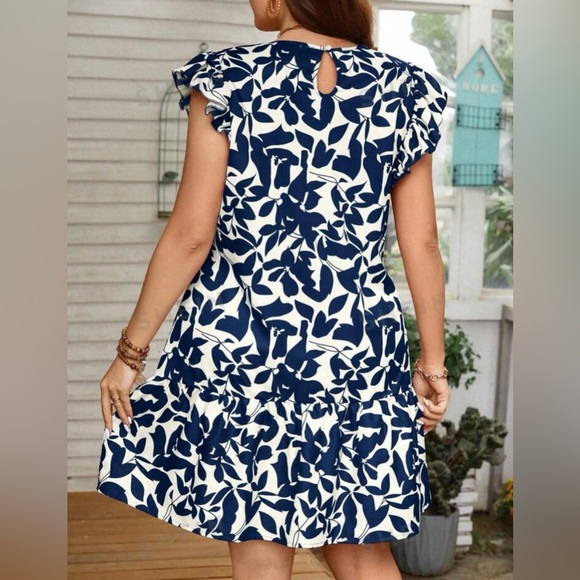 Women’s navy and white floral dress- New in bag - Picture 2 of 3